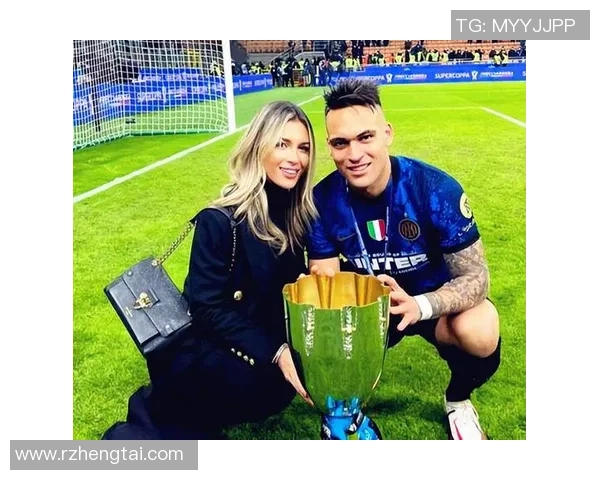 马丁内斯的传奇人生与足球世界的辉煌成就探索